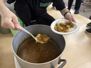 珠洲市のおばあちゃんたちの手作りカレー
